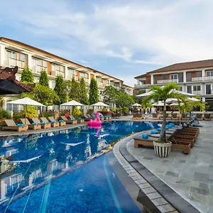Kuta Club فندق