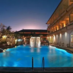 Febri's & Kuta Lombok